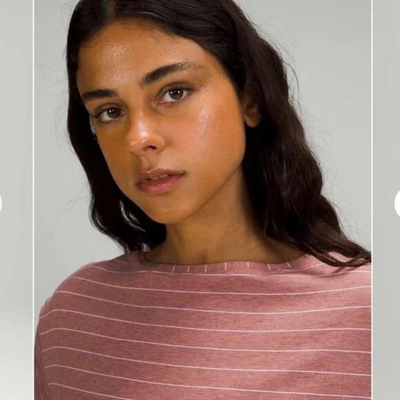 Lululemon Stripped Back In Action Short Sleeve Tee - Picture 4 of 6